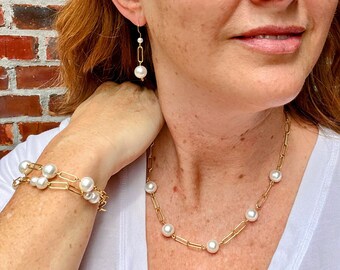 Pearl and Metal Jewelry Set