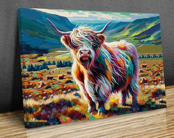 Puede incluir: Una pintura colorida de una vaca de las tierras altas con pelo largo y fluido. La vaca está de pie en un campo con una cordillera en el fondo.