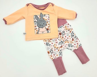 Babykleidung, Newborn Set, Baby-Set, Pumphose, Babyshirt mit Stickerei, Neugeborenenausstattung, Erstausstattung, Motivwahl