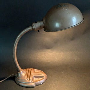Vintage Rodale Lamp - Etsy