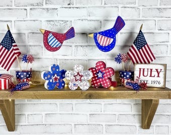Decoración patriótica, rojo, blanco y azul, estilo americano, 4 de julio, Día de los Caídos, pájaros del amor, pájaros del amor de madera, madera, decoración estadounidense, estilo granja, rústico