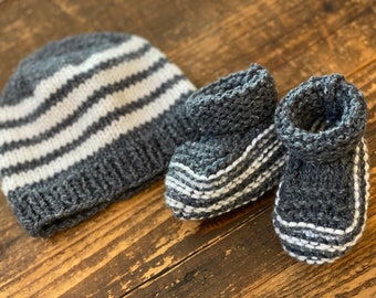 Handmade Baby/Child’s Beanie & Booties Set