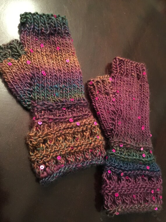 Sequenced Fingerless Gloves