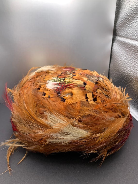 1930s Ladies’ Multicolored Feather Hat - image 1