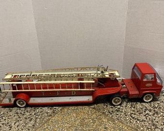 Vintage 1950s Tonka Fire Truck with Ladders