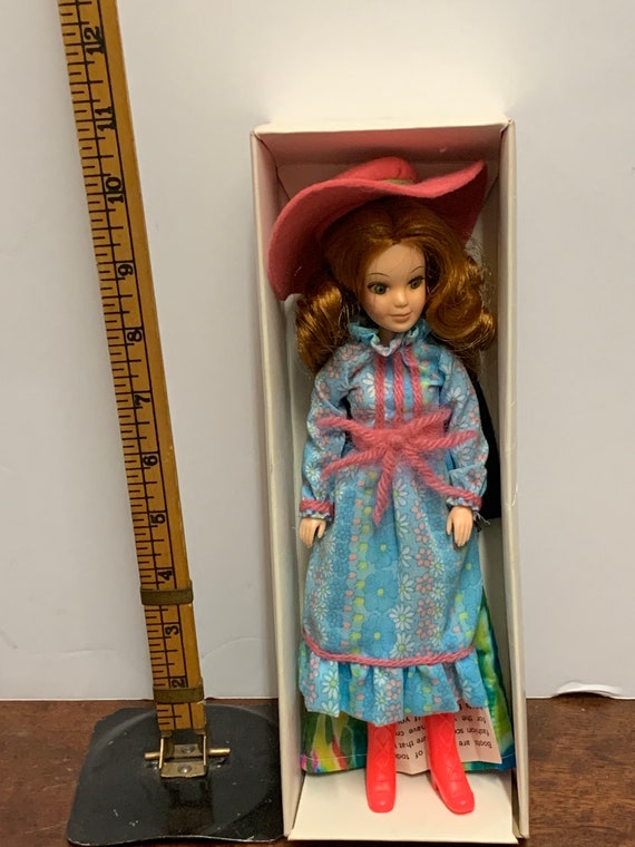 1971 Hasbro the World of Love “flower” Doll With Box and