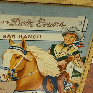 1950s Roy Rogers and Dale Evans Metal Lunchbox image 4