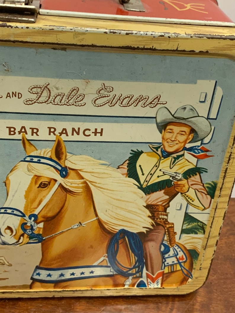 1950s Roy Rogers and Dale Evans Metal Lunchbox image 4