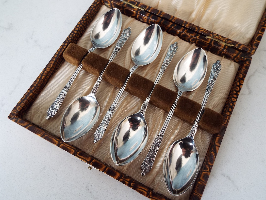 Vintage Apostle Teaspoons. Complete Boxed Set of Six 1950s English