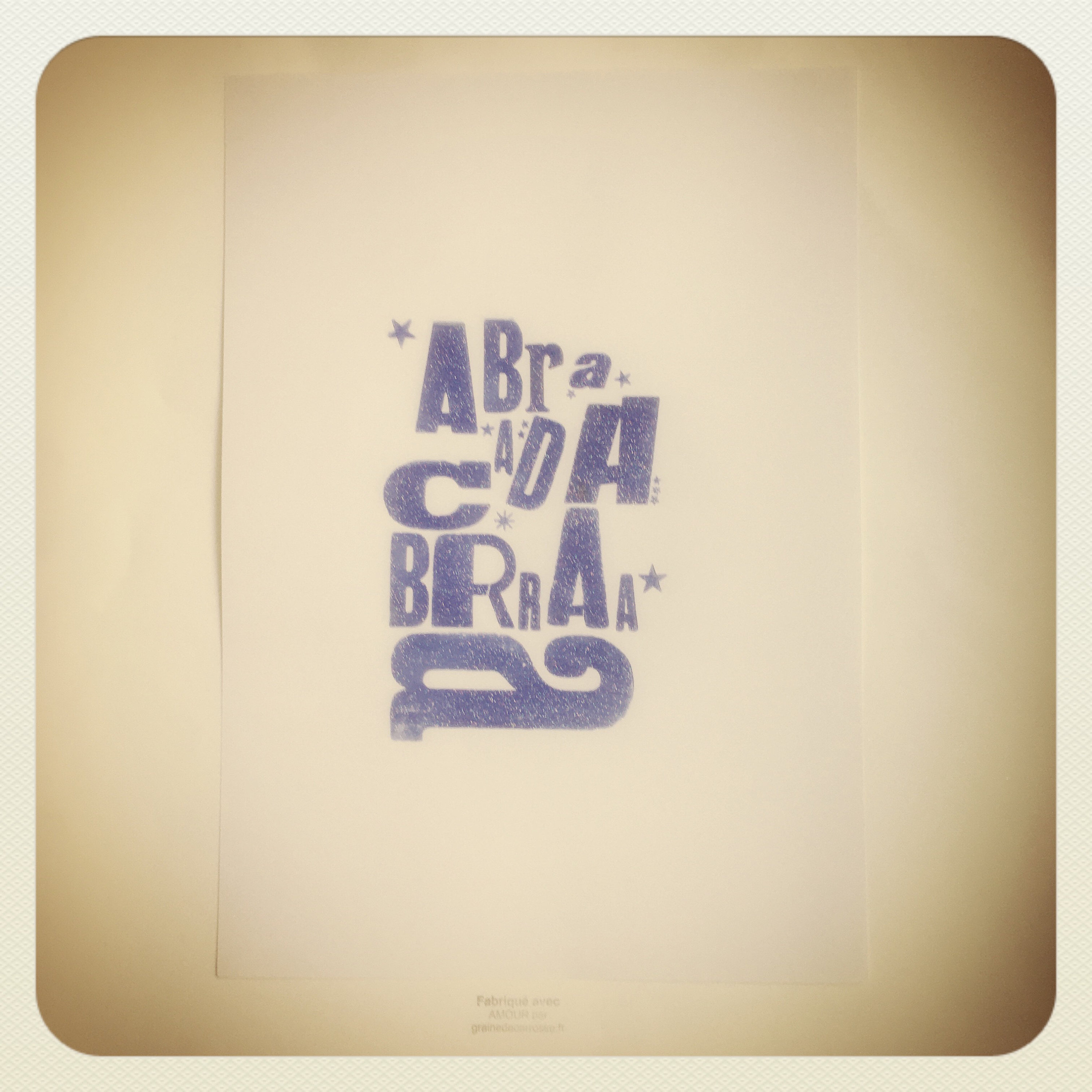 Abracadabraaa Impression Typographique Embossée à La Main.