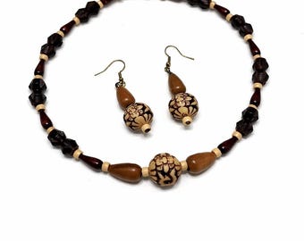 Brown Carved Wood Necklace and Earring Set | Floral Wood Bead Jewelry Set with Earth Tones | 15.5 Inch Necklace