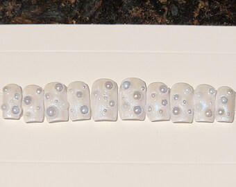 White Pearl Press On Nails – Extra Small Short Square Gel Manicure with Iridescent Accents