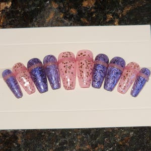 Pink and purple press on nails