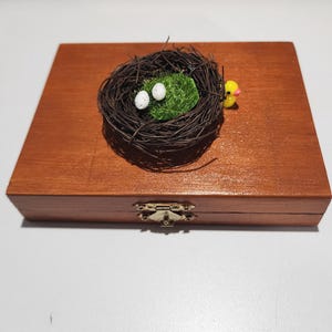 Rustic Wooden Jewelry Box with Bird Nest Lid | Hand Stained Trinket Storage Box with Felt Lining | Giftable Keepsake Box