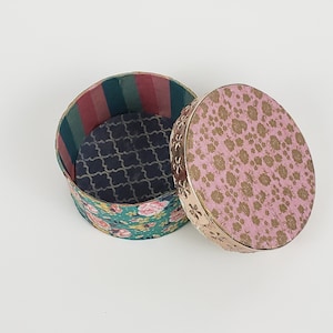 Decorative box, floral jewelry box, stash box, gift box, ring box, cute little box, small box