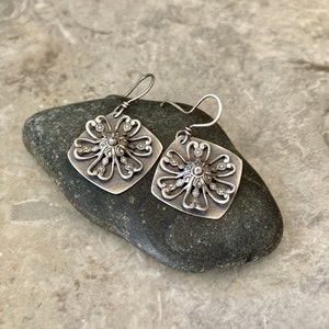 Romantic sterling silver floral filigree earrings