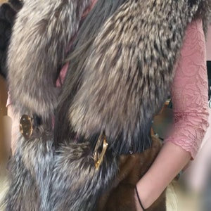 NEW! Natural,Real Fullskin MINK Fur Vest with Full Crystal Foxes!