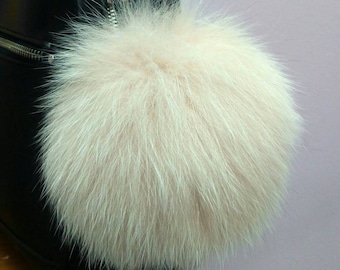 New! FOX POMPOM-keychains in Beautiful  Light beige color! Free shipping for any 2 items.