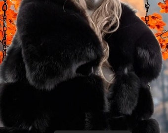 FOX FULLPELTS COAT!Brand New Real Natural Genuine Fur!