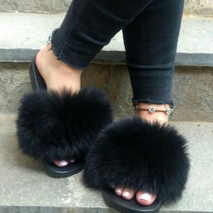 BLACK FOX SLIDES!Brand New Real Natural Genuine Fur!