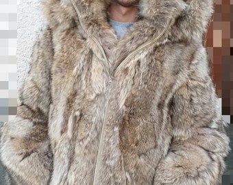 Mens New Real Natural Hooded Coyote Fur Coat With Detachable Hood Mens New Real Natural Hooded Coyote Fur Coat With Detachable Hood