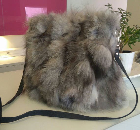 シルバーフォックスファーバッグ！新品本物の天然本毛皮！ - Etsy 日本