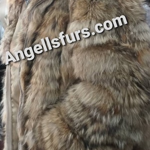 MEN&#39;S NEW!Real Natural Hooded Dark color COYOTE Fur Coat!
