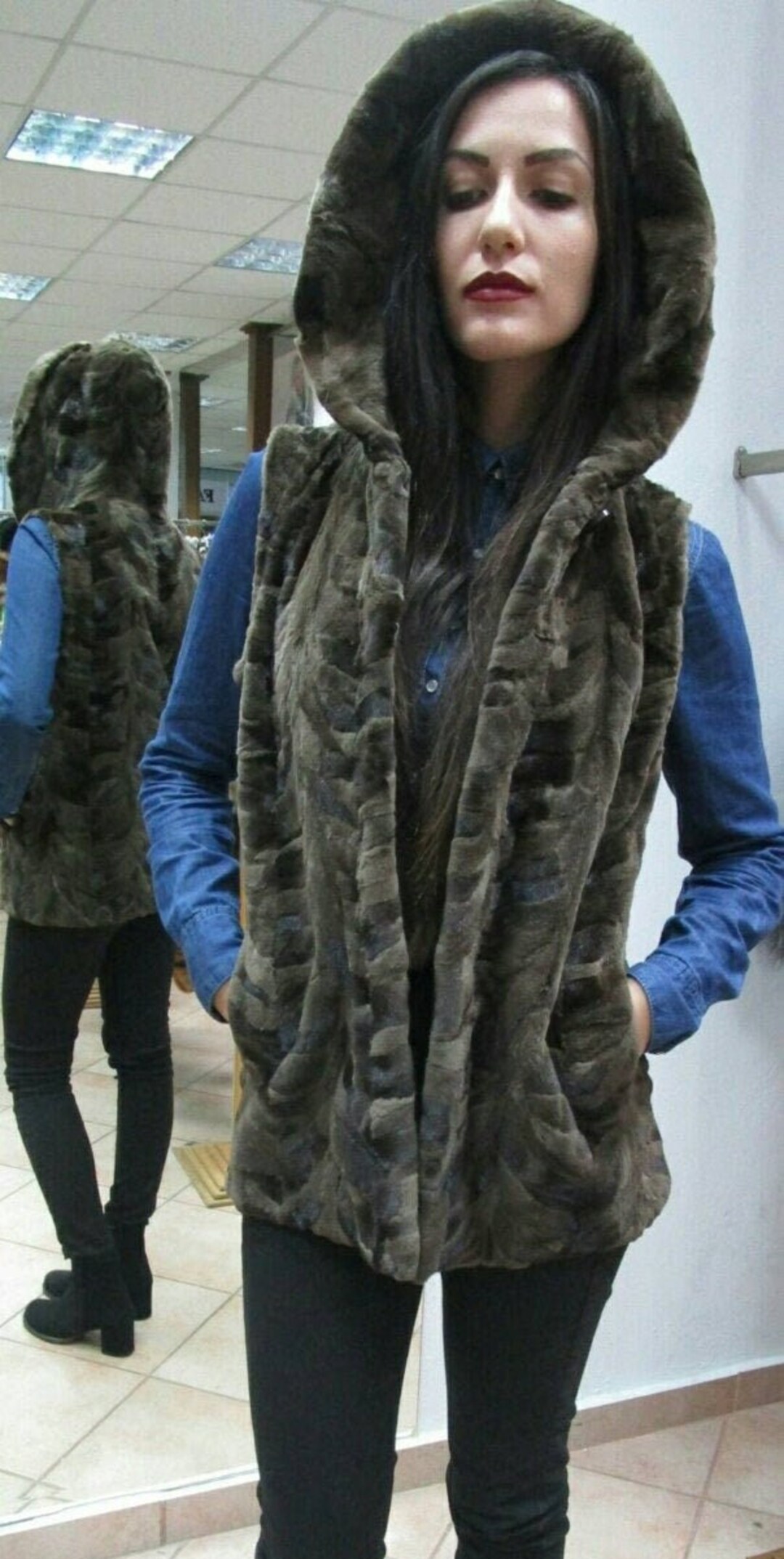 STATE OF MIND fur vest Moments of Fur Vest – Darling State of