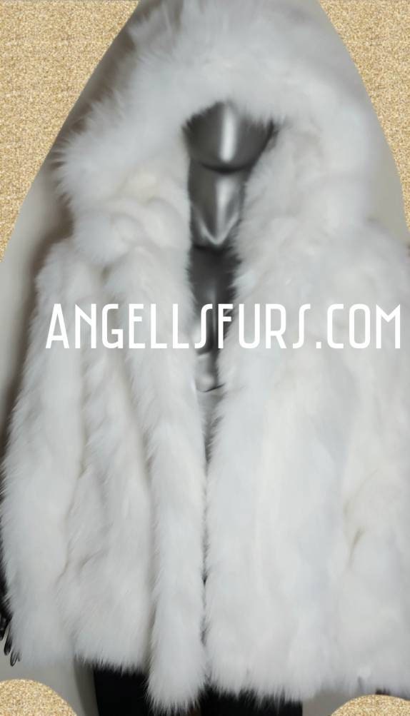 Arctic Fox Fur Stole , White Fur Shawl , Luxury Vegan Fox Fur , Not Real  Fur , Bridal Fur , Winter Wedding Fur , Old Hollywood Glamour Fur , Fur  Cape , Fox Fur Wrap , Fling , Dream Fur