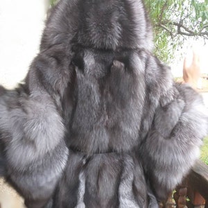 HOODED SILVER FOX Fur cape!Brand New Real Natural Genuine Fur!
