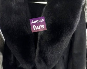 New!Natural Real Top Quality Fullskins Sheepskin jacket with big fullskin FOX collar!