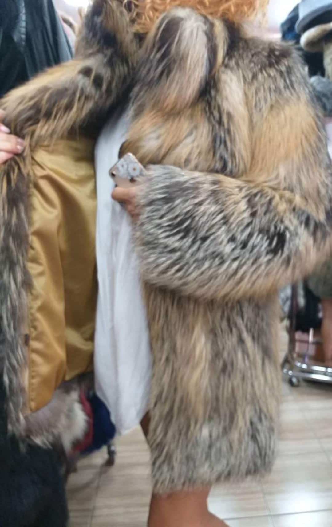Cross fox fur coat deals