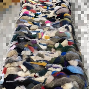 PELZ für ZUHAUSE!Brandneue, echte, natürliche MULTICOLOR Fuchspelz Decke!