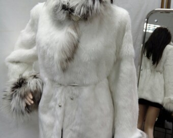 フォックスカラー付きホワイトラビットファー！新品本物の天然本毛皮