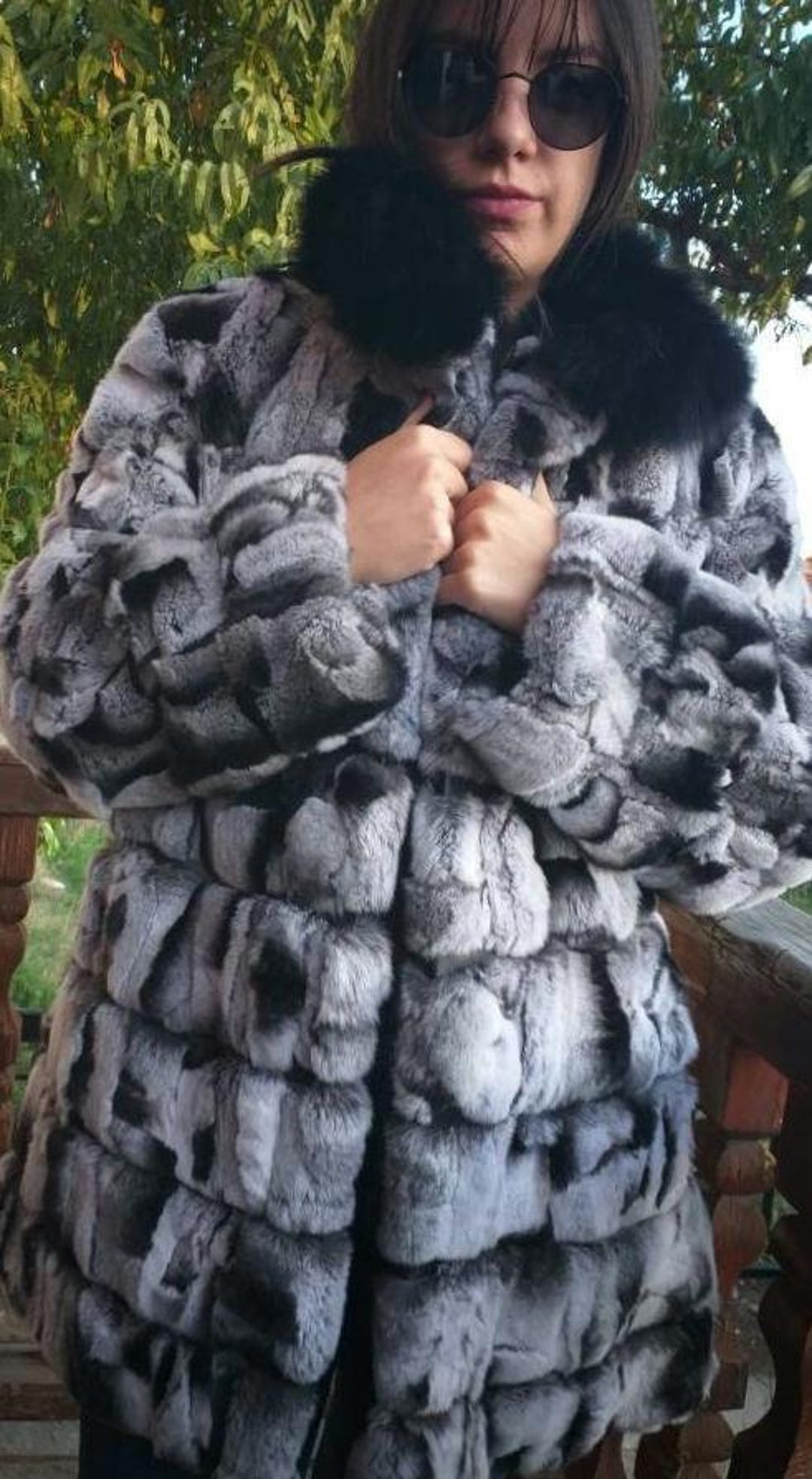 REX in Chinchila Color Fur Coat With Fox Collar!brand New Real