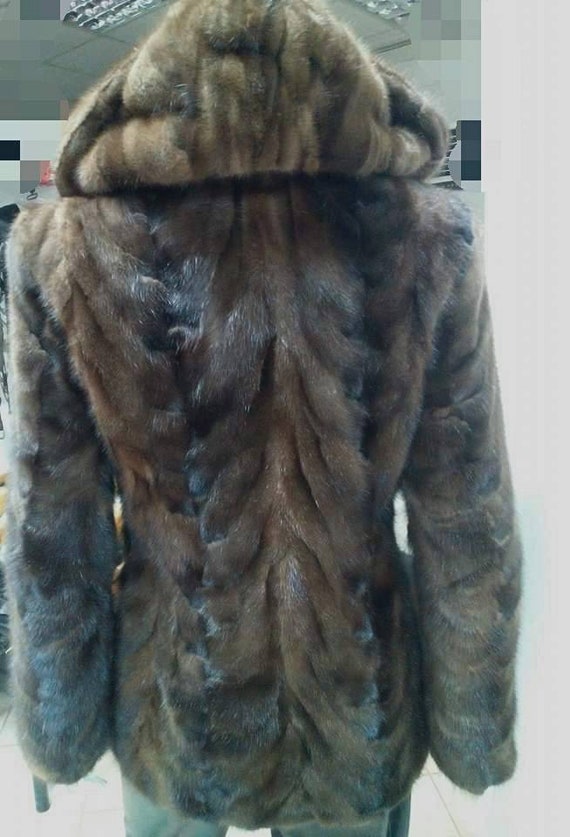 Beautiful Real Furs at Discount Prices - Fourrure Privée