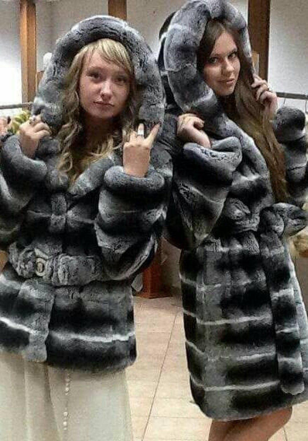 【sayuki 】Rex Like Fur Short Jacket New Women Real Fox Fur Short Coat Natural Fur Jacket Winter