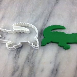 Alligator Cookie Cutter Outline - SHARP EDGES - FAST Shipping - Choose Your Own Size!