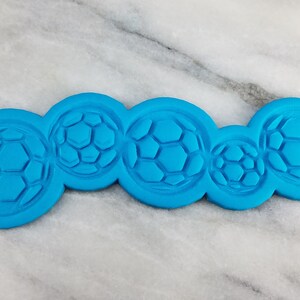 Soccerball Fondant Cake Cutters - Sharp Edges - Ultra .!