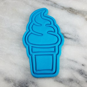Icecream Cone Cookie Cutter 2-Piece, Stamp & Outline #1 - SHARP EDGES - FAST Shipping - Choose Your Own Size!