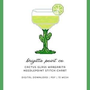 Puede incluir: Una ilustración en pixel art de una copa de margarita con un tallo en forma de cactus, llena de líquido verde claro y decorada con una rodaja de lima. El texto dice: brigitta point co, CACTUS GLASS MARGARITA NEEDLEPOINT STITCH CHART, DIGITAL DOWNLOAD | PDF | 13 MESH.