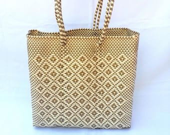 oaxacan handwoven plastic tote, mexican plastic woven bag, mexican handwoven bag, plastic woven bag, mercado bag