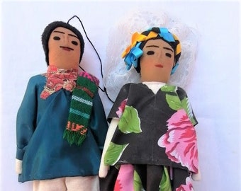 traditional mexican dolls, couple of fabric dolls, fabric dolls