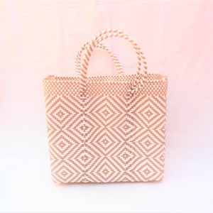 mediana bolsa oaxaqueña, bolsa de mercado, bolsa de playa, bolsa tejida a mano, bolsa de plástico tehido, bolsa mexicana, bolsa a cuadros