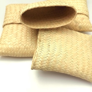 set of 3 natural palm handwoven baskets, palm baskets, small baskets for jewelry, coins, earphones, handwoven baskets.