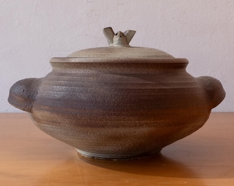 Dora De Larios Studio Pottery Bird Sculpture Lidded Vessel