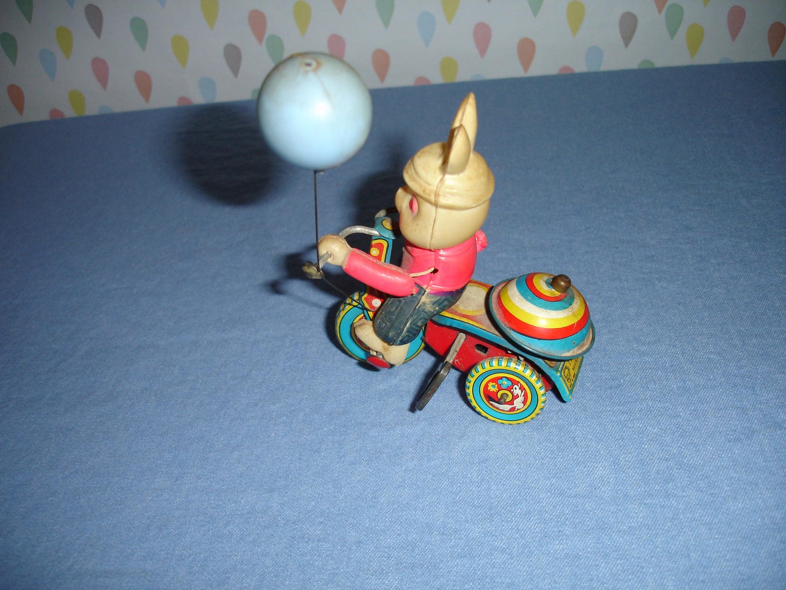 Toy Bell Cycle Rabbit 1950's Suzuki Tin Lithograph Celluloid Wind up ...