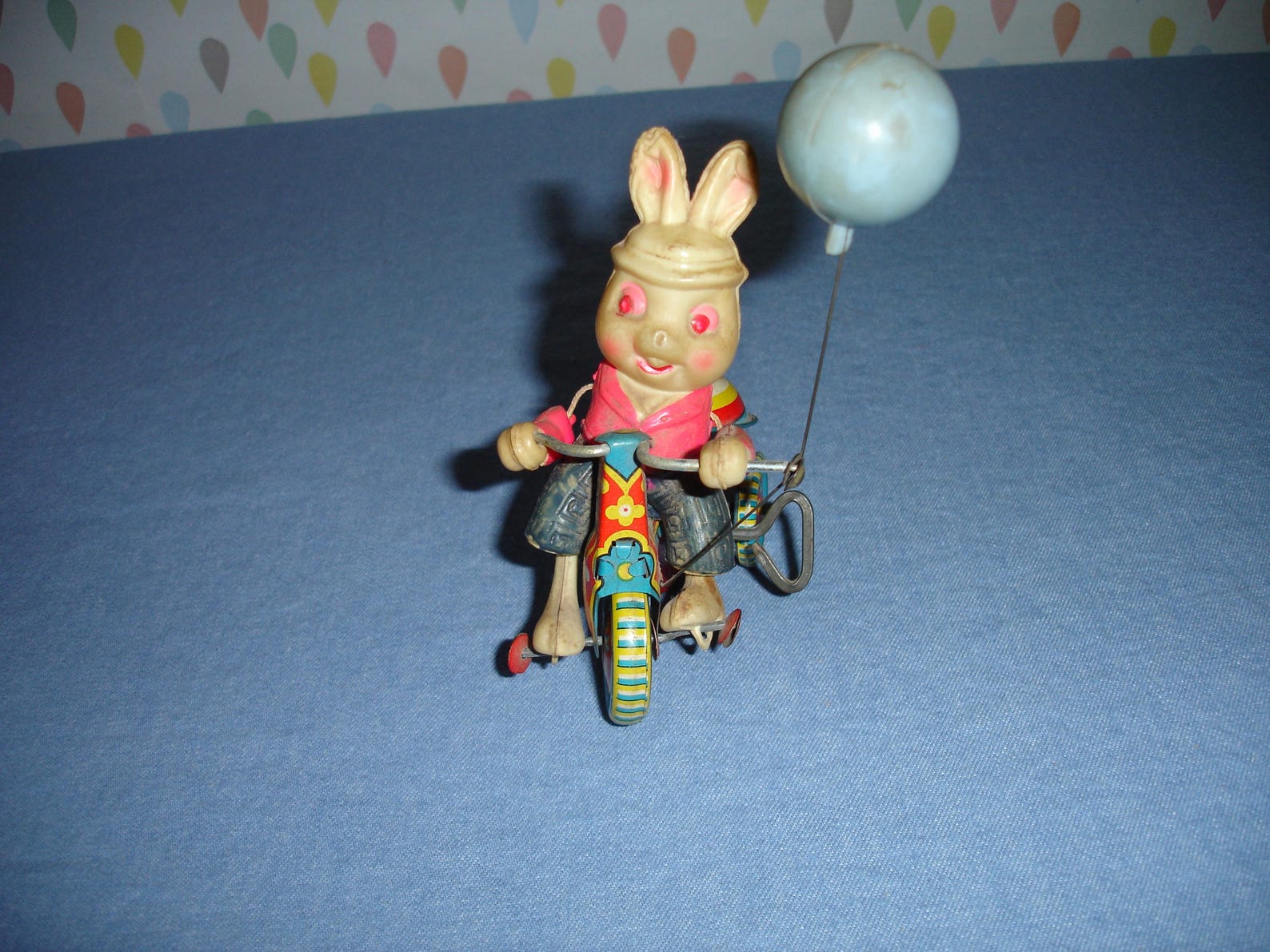 Toy Bell Cycle Rabbit 1950's Suzuki Tin Lithograph Celluloid Wind up ...