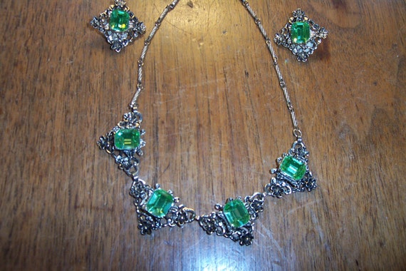 Jewelry Set includes Necklace and Clip Earrings o… - image 2