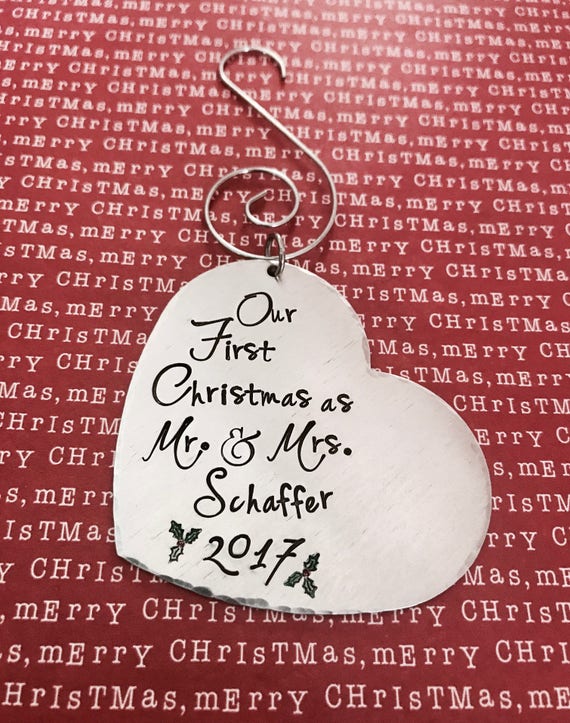 pequeño árbol de Navidad Corazón Encanto Adorno 2019 Primera Navidad como el Sr /& sra